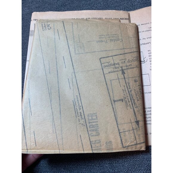 Vintage McCalls 2698 Childrens Jumpsuit Top Sewing Pattern Size 1 uncut 1970s - Picture 4 of 5